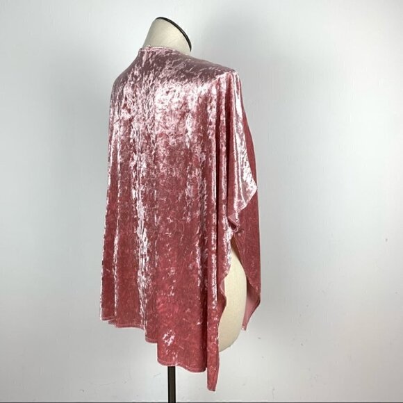 Olivia Rae sweater size M pink crushed velvet open front shawl strawberry milk - Picture 4 of 9